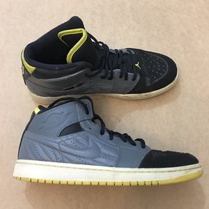 Nike Air Jordan Retro 1 99 XIV Size 9 Cool Grey